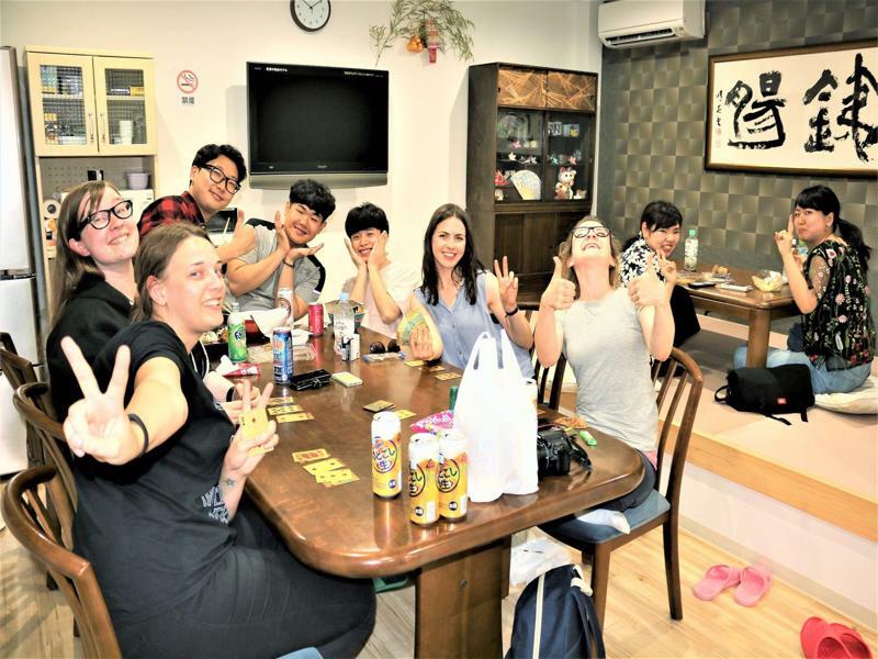 Banana Hammock Hotel Osaka Buitenkant foto